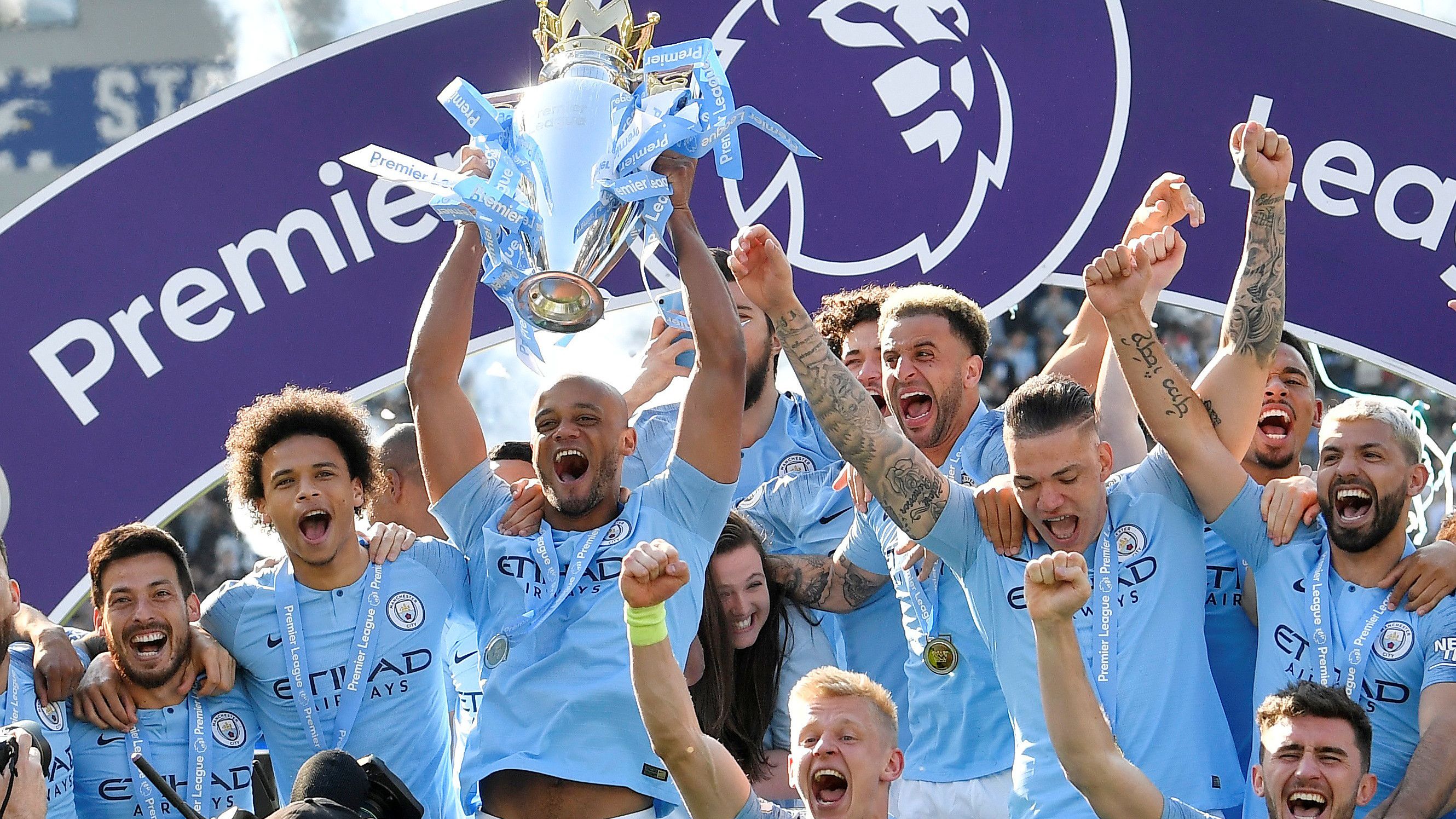 并重新调整 并重新调整