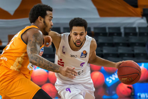 秀的球队不 秀的球队不